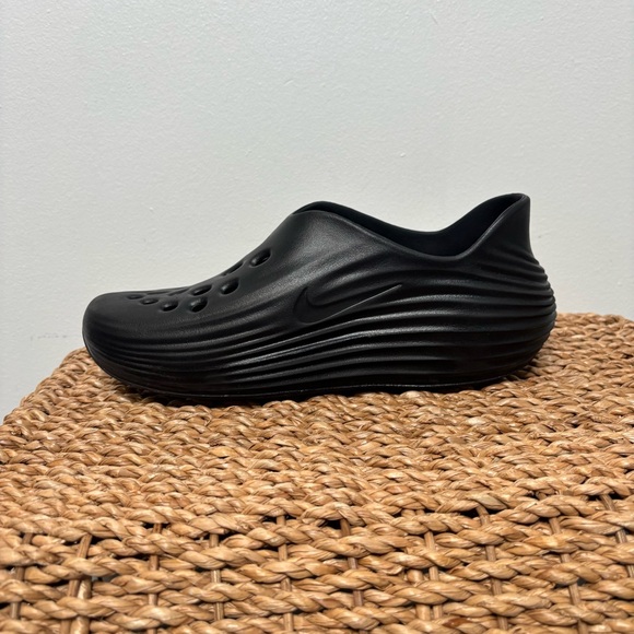 Men's Sz 9 Nike ReactX Rejuven8 Slip On Shoes - Black - Picture 5 of 10